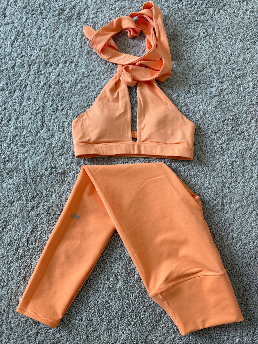 ALO Yoga Peach Halter Sports Bra & Matching Leggings Set